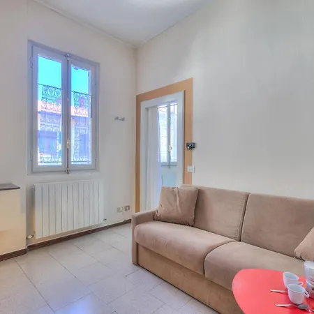 Apartamento Apt. Gabriella: Studio In The Centre Of Laveno - Happy Rentals Laveno-Mombello