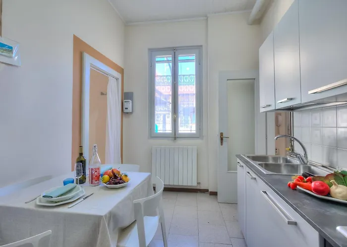 Gabriella - Happy Appartamento Laveno-Mombello